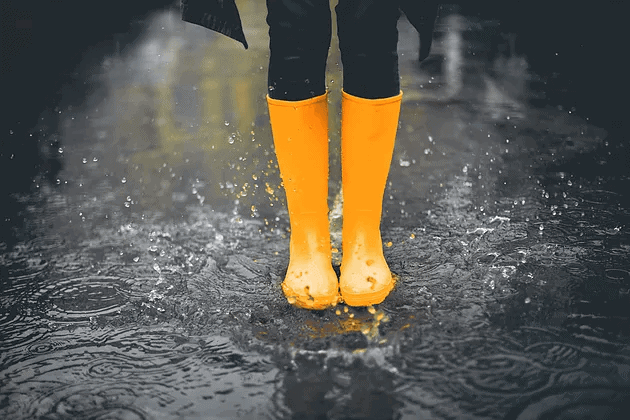 5 Benefits of Playing in the Rain