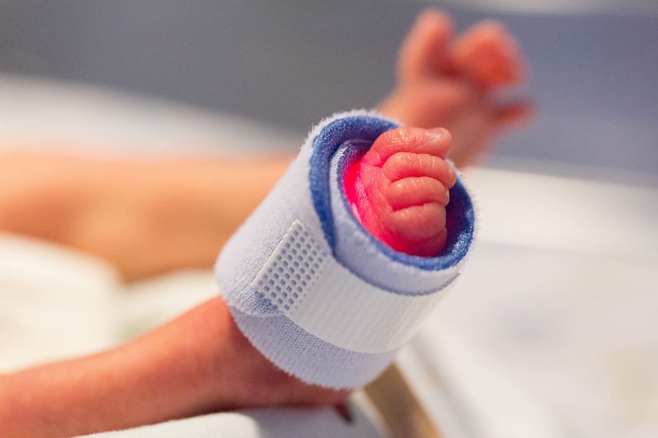 Nannies: What you Need to Know Before Caring for a Preemie