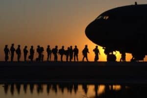 us-army-soldiers-with-plane